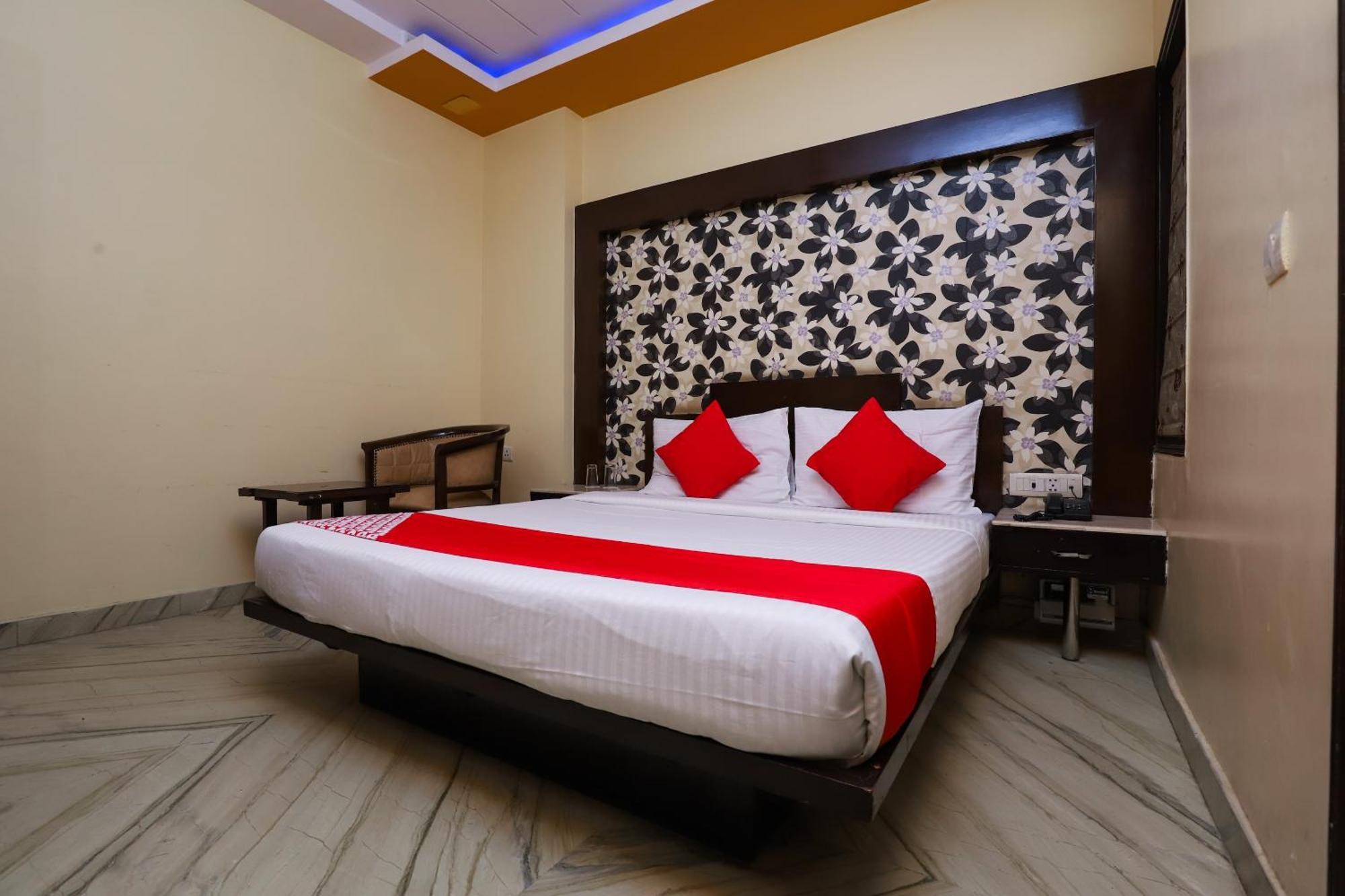 Hotel O J P Inn Near Patel Nagar Metro Station New Delhi Exterior photo